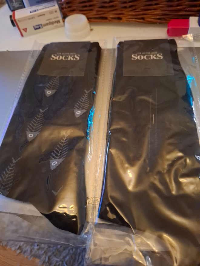Miesten sukkia 2 paria yhdessä