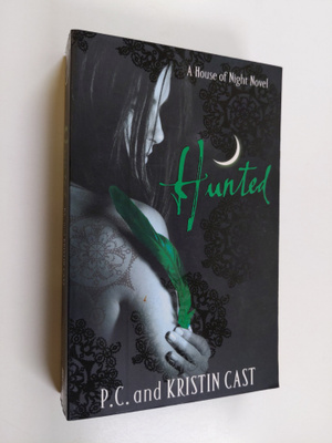 P.C. Cast : Hunted