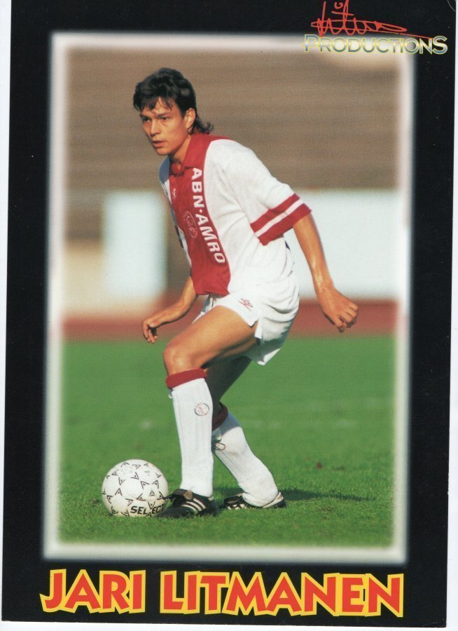 Productions JARI LITMANEN.  Koko 21 cm X 29,6 cm