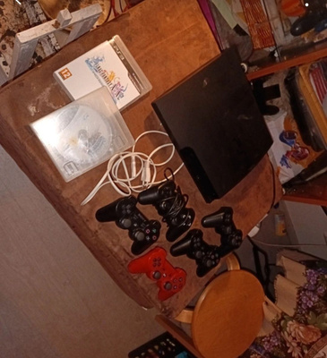 Jätti paketti ps3 ja skylanders sälää