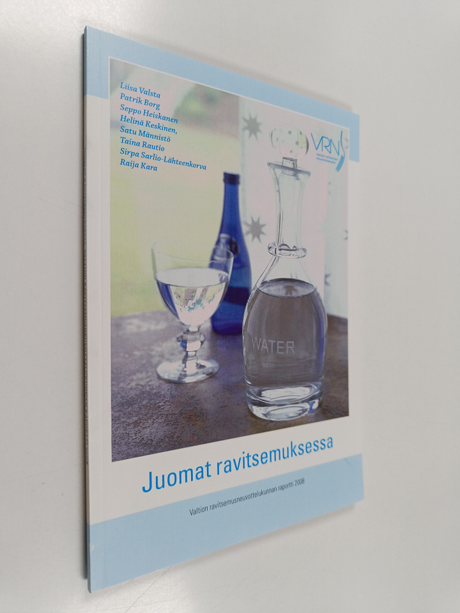 Liisa Valsta : Juomat ravitsemuksessa : Valtion ravitsemu...