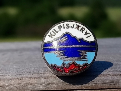 Emalinen Vanha Matkailuruuvimerkki, laatuvalmistaja. Halkais