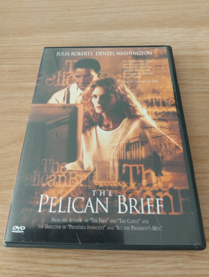 PELIKAANIMUISTIO          DVD               ( WB )