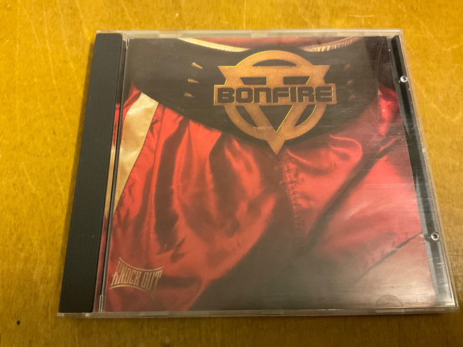 Bonfire - Knock Out  (cd)