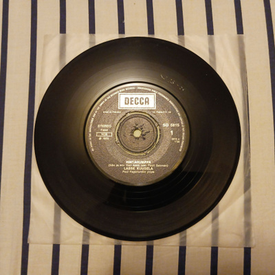 Lasse Kuusela, Paul Fagerlundin Yhtye – Hintahumppa 7" 1975
