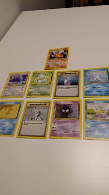 Espanjankieliset Pokemon base set(?) kortit
