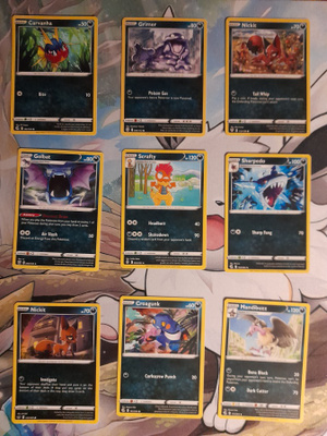 Pokemon Sword & Shield- sarjan kortteja, dark 2 - NM/M
