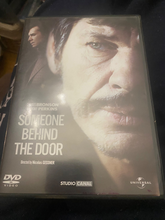 Someone Behind The Door - Charles Bronson dvd