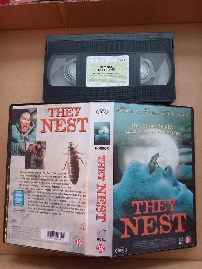 They nest  Hollanti [VHS]