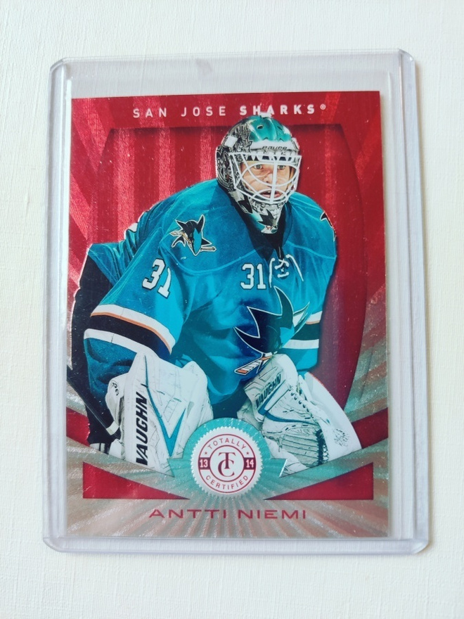 Antti Niemi - 13-14 Totally Certified Platinum Red /100