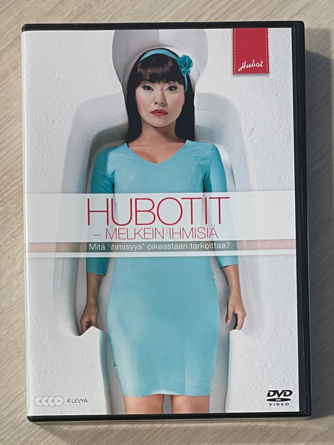 HUBOTIT - melkein ihmisiä: Kausi 1 (2012) 4DVD