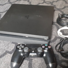 Playstation 4 Slim 400GT konsoli, ohjain & tarv. johdot - pikkukuva 1