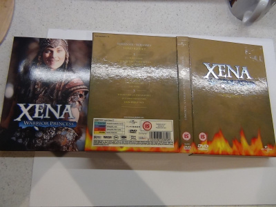 XENA WARRIOR PRINCESS, SERIES SIX - VOLUME 1 , 3 DVD BOXI