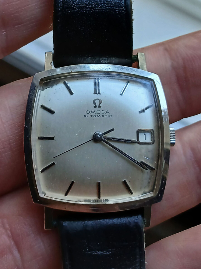 60-luvun miesten Omega automatic kello