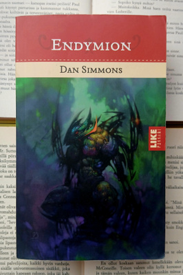 Dan Simmons - Endymion (pokkari)