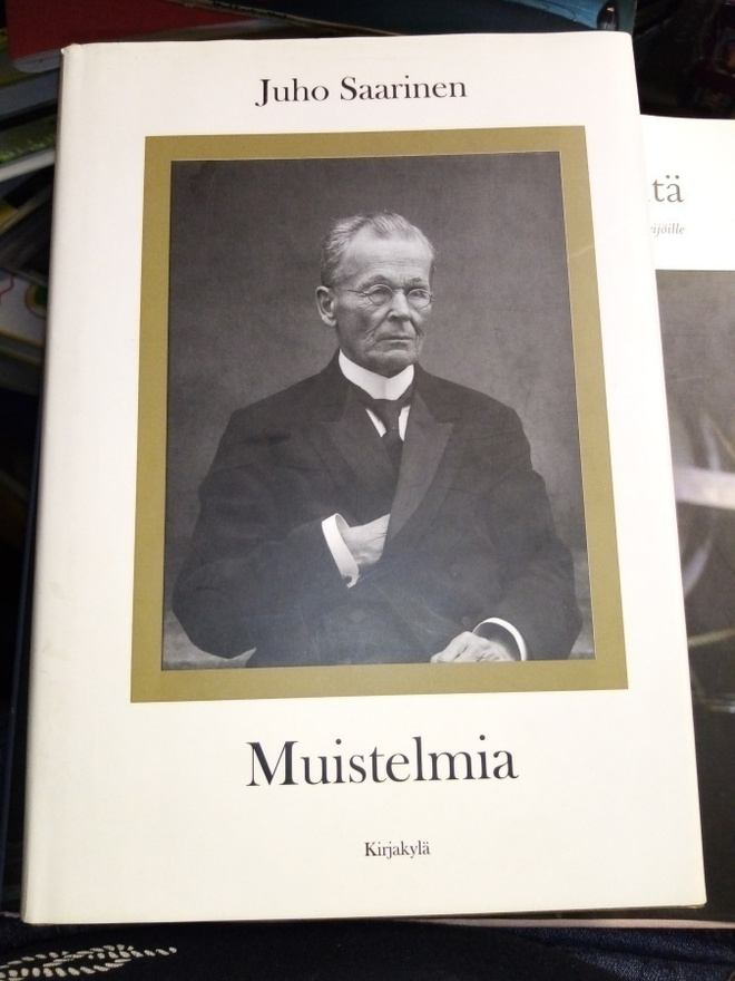 JUHO SAARINEN  :  MUISTELMIA ( SIS POSTIKULU  )
