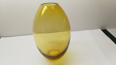 Ruskea lasi maljakko 15 cm