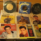 elvis kokoelma sinkut, ep:t, lp:t, kasetit ym. - pikkukuva 1