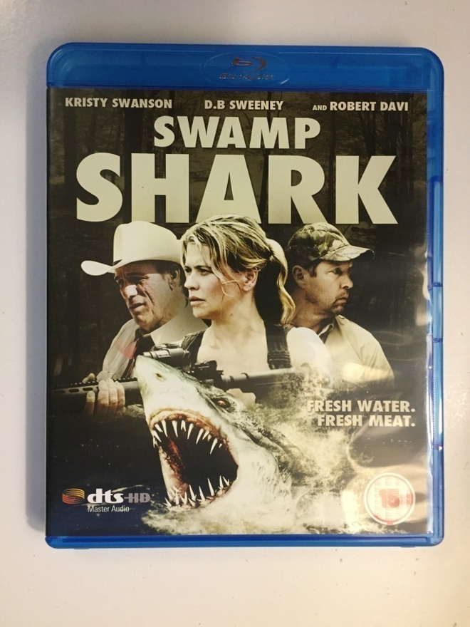 Swamp Shark (Blu-ray) Kristy Swanson ja DB Sweeney (2011)