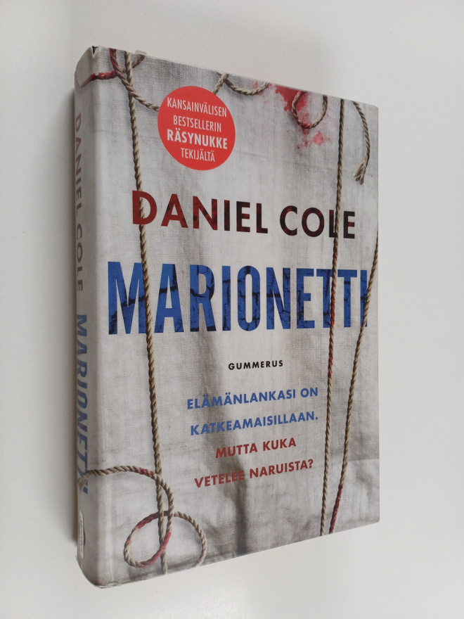 Daniel Cole : Marionetti