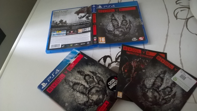 EVOLVE (PS4)