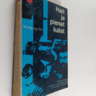 Wolfgang Ott : Hait ja pienet kalat - pikkukuva 1