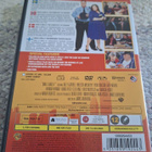 Mike & Molly 1.Kausi (3-DVD) + Kansilehtinen - pikkukuva 2