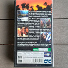 VHS: Jurassic Park (Sam Neill, Jeff Goldblum 1993) - pikkukuva 2