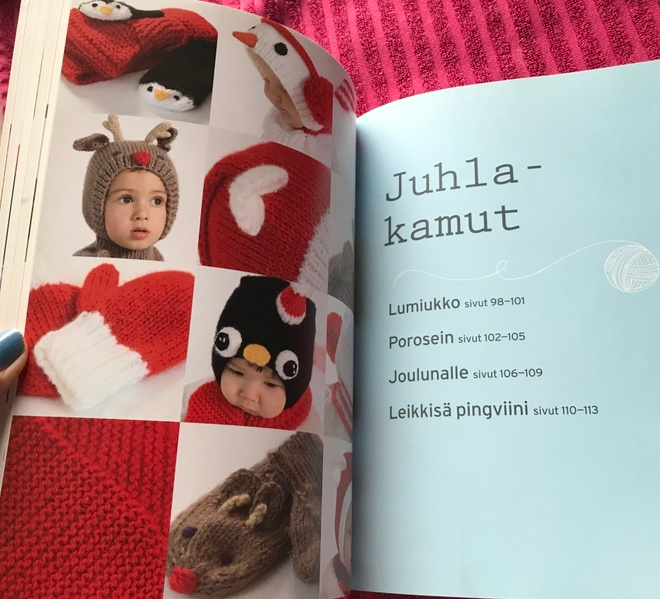 Neulekirja lasten asusteille kypärämyssyt ja tumput
