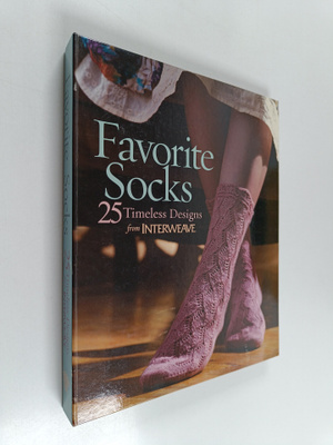 Ann Budd : Favorite socks : 25 timeless designs from Inte...