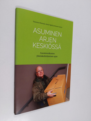 Susanna Hintsala : Asuminen arjen keskiössä : asuntoverko...