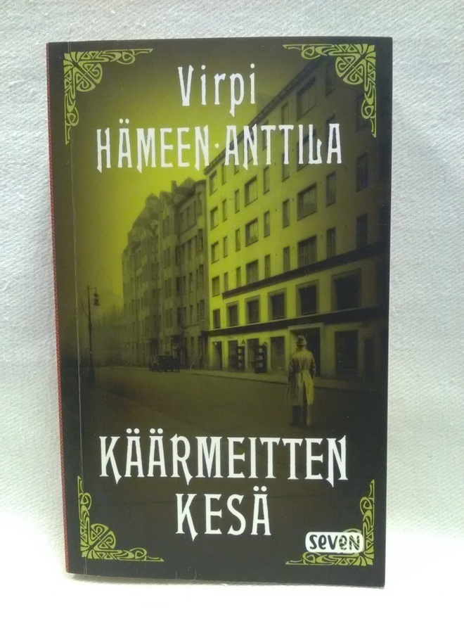 Käärmeitten pesä - Virpi Hämeen-Anttila
