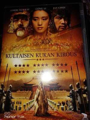 Kultaisen kukan kirous