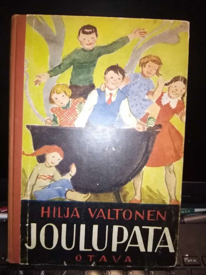 Hilja Valtonen :  Joulupata ( SIS POSTIKULU)