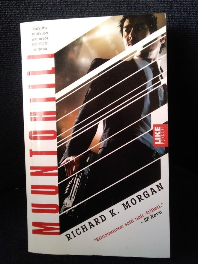 Richard K. Morgan: Muuntohiili -pokkari-