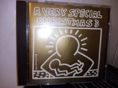 Joulu CD : A Very Special Christmas 3 Sis. postikulut