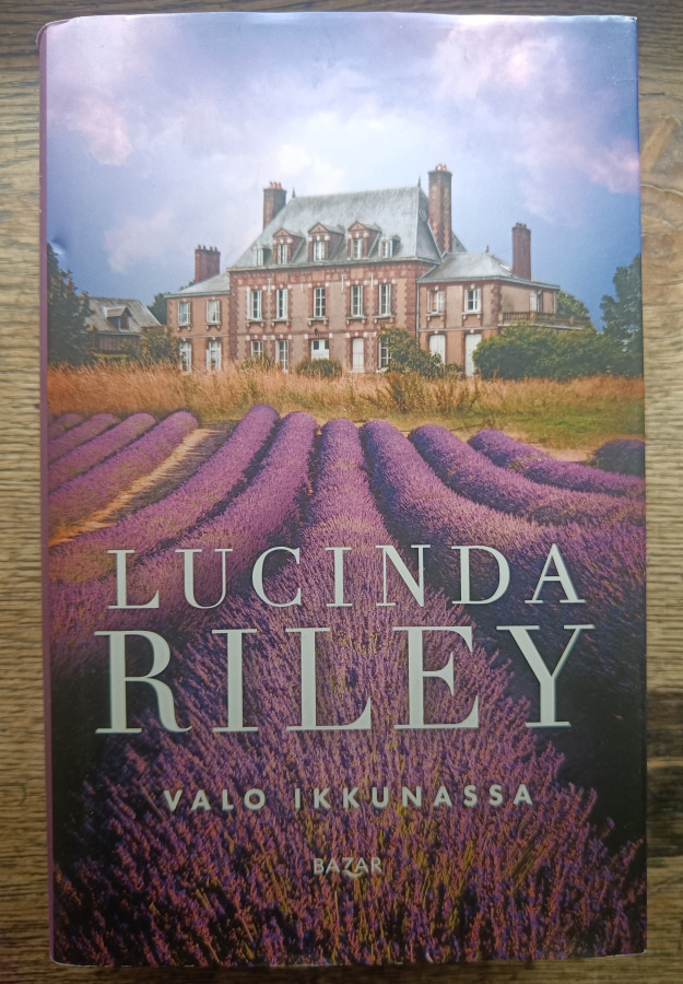 Lucinda Riley: Valo ikkunassa