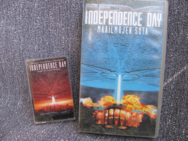 Independence Day VHS + + + Original Soundtrack C-kasetilla