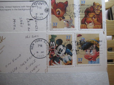 2 postikorttia Walt Disneyn merkein USA:sta