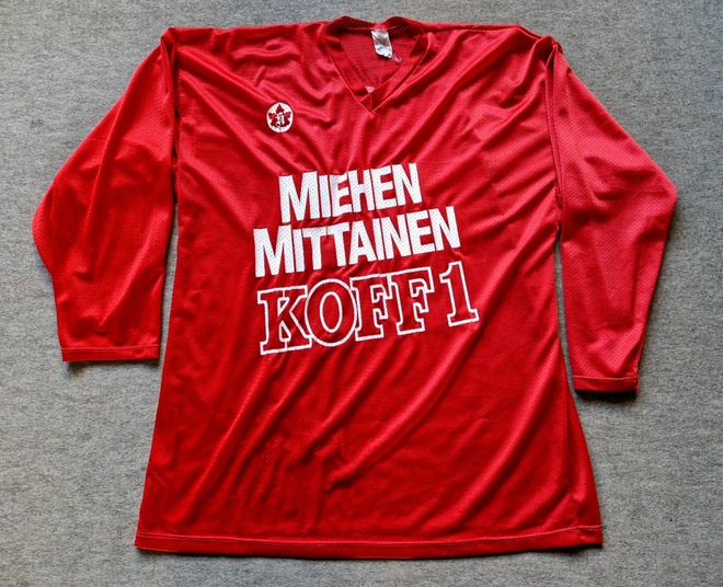 HIFK Treenipaita 1990-luvulta punainen XXL