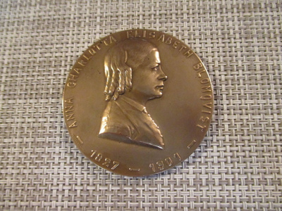 Anna Charlotta Elisabeth Blomqvist mitali  / J.Munsterhjelm