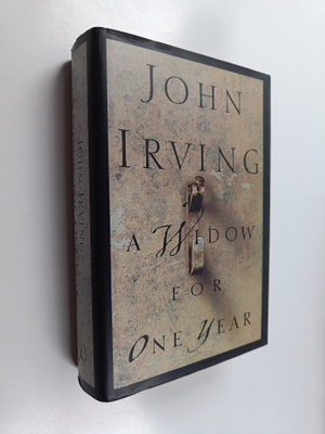 John Irving : A widow for one year