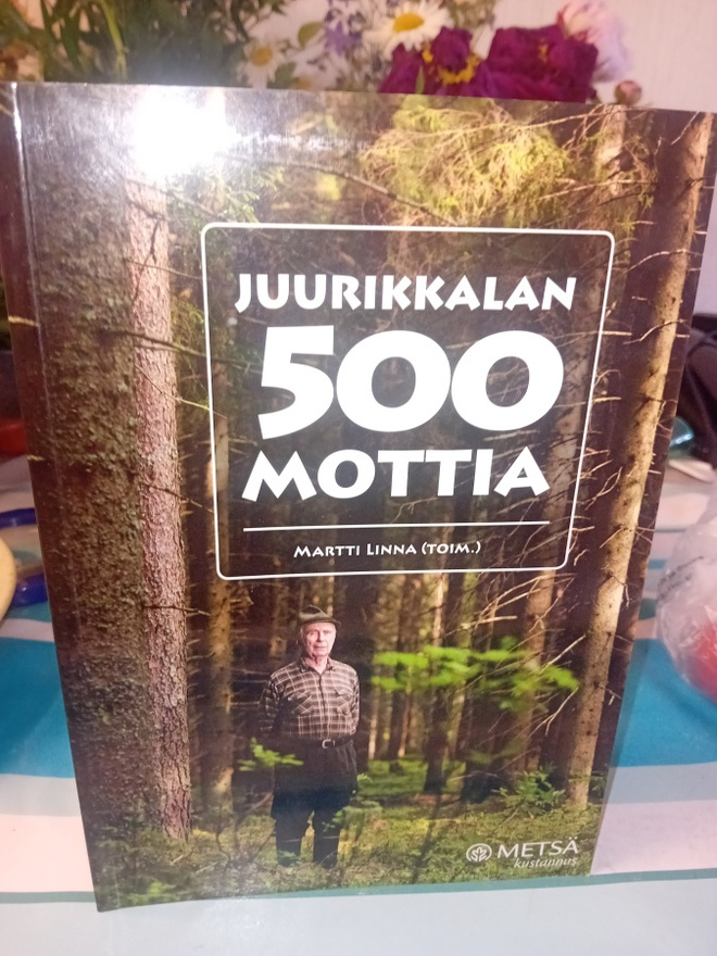 Linna ( toim.) : Juurikkalan 500 mottia ( SIS POSTIKULU  )