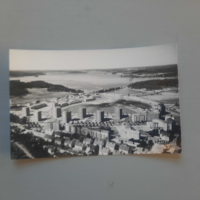 PK Lahti ilmakuva 1950-60-l? * kerrostaloja