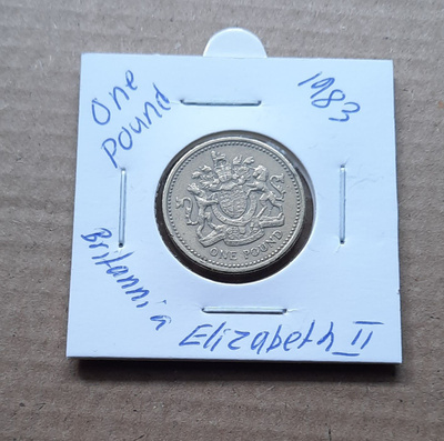 Elizabeth II, One pound Britannia 1983