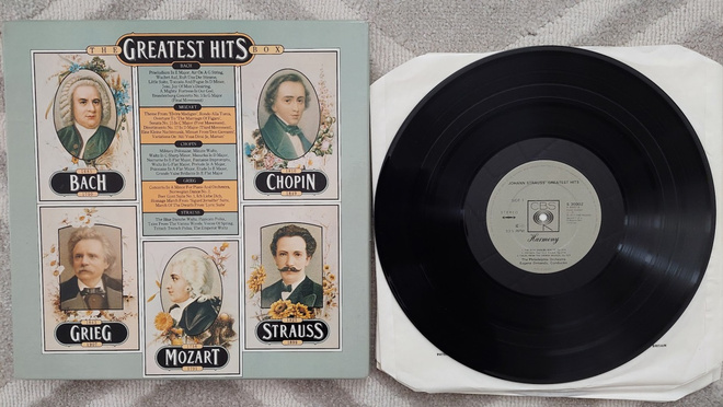 LP  Greatest Hits - Bach - Grieg - Chopin - Mozart - Strauss
