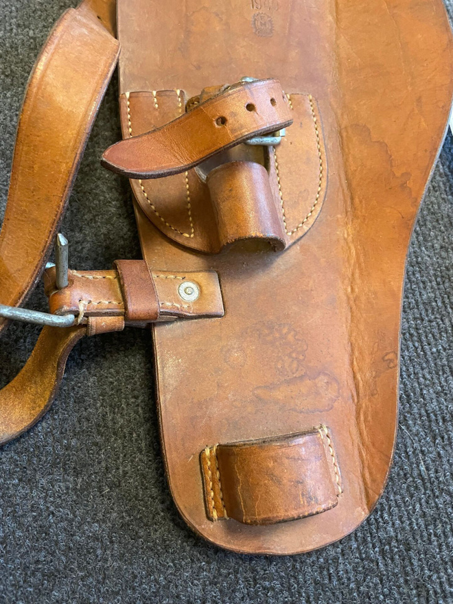 1940 FN O/Y Friitala Ratsu-upseerin pistimen kannike / tuppi