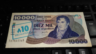 Argentiina 10000 Pesos / Australes P322c VF+