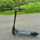 Ninebot Kickscooter F2 PRO E - pikkukuva 4