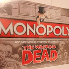 MONOPOLY WALKING DEAD	(21 662)	survival ed.englannin kieline - pikkukuva 2